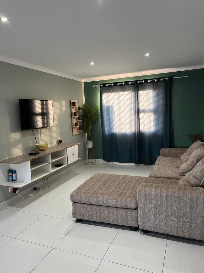 Home@Amalia'S Rundu Exterior photo